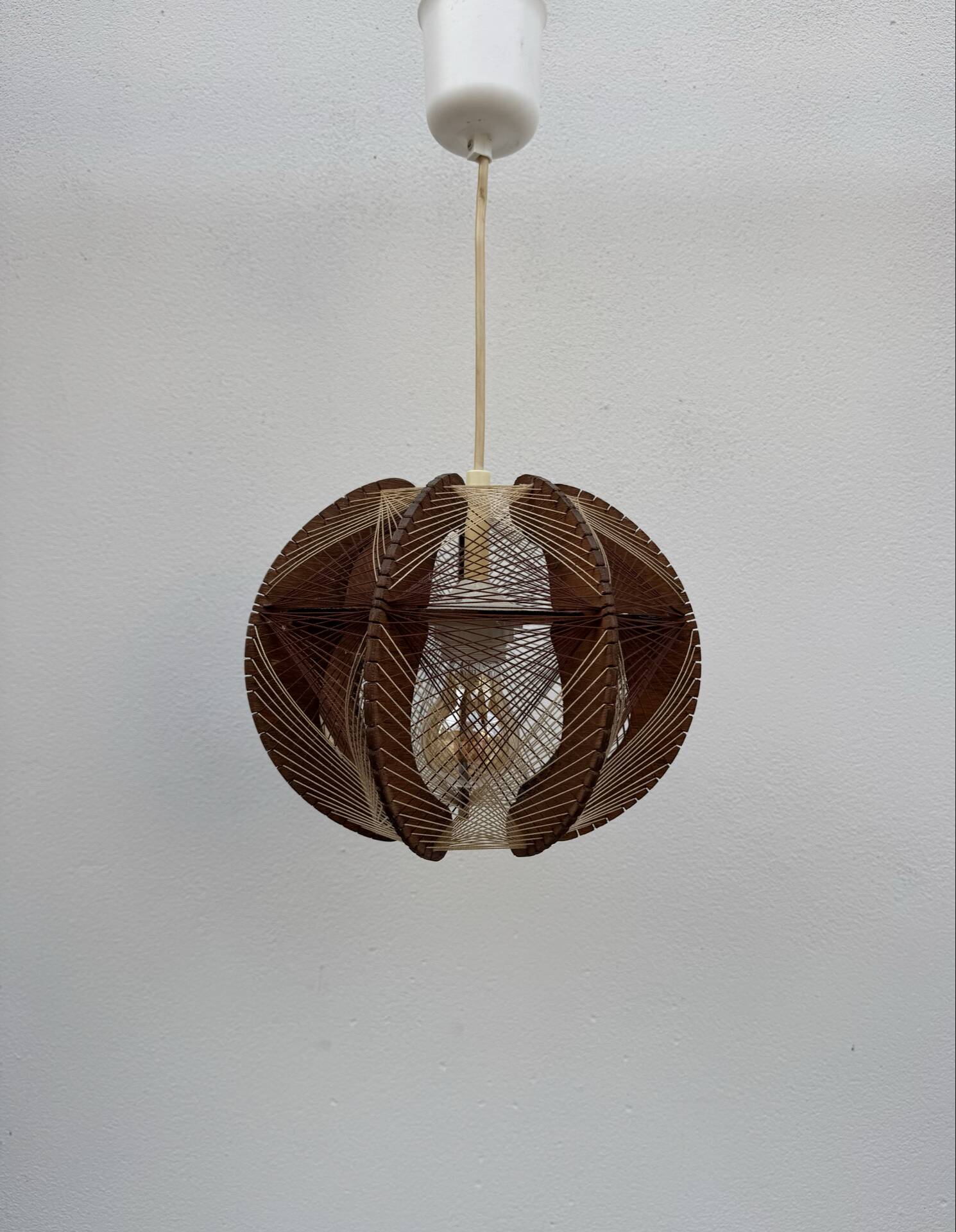 1960s Scandinavian suspension style