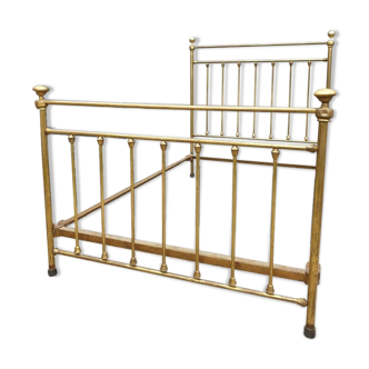 1920s brass bed