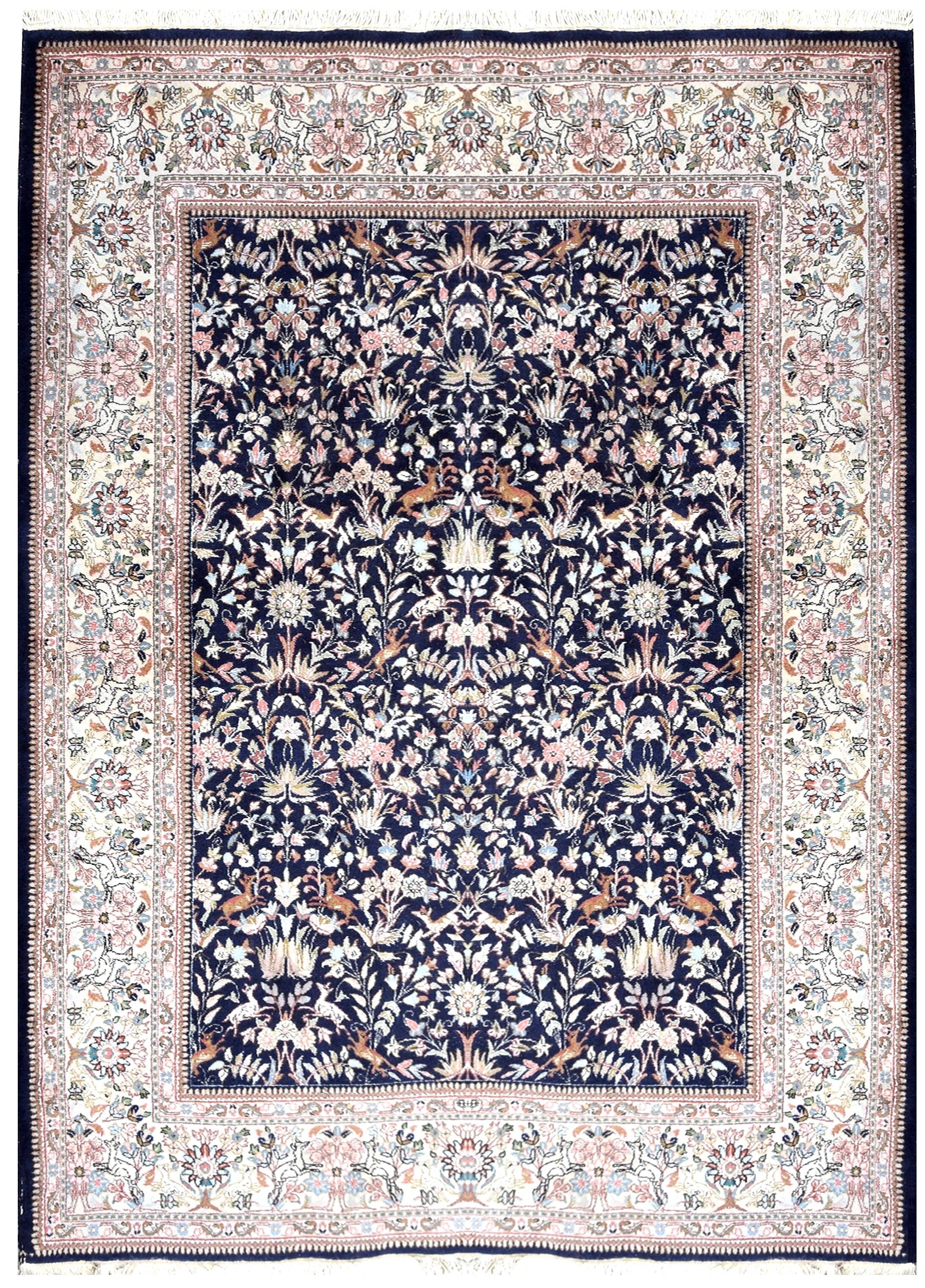 Handmade Indo-Kirman oriental rug. Dimensions: 2.70 x 1.90 m.