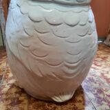 Umbrella holder owl in ceramic