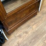 Ice cabinet