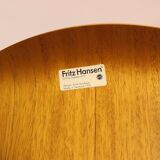 Pair of chairs by Arne Jacobsen for Fritz Hansen