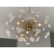 Lustre fleurs blanches murano verre spoutnik ovale en or