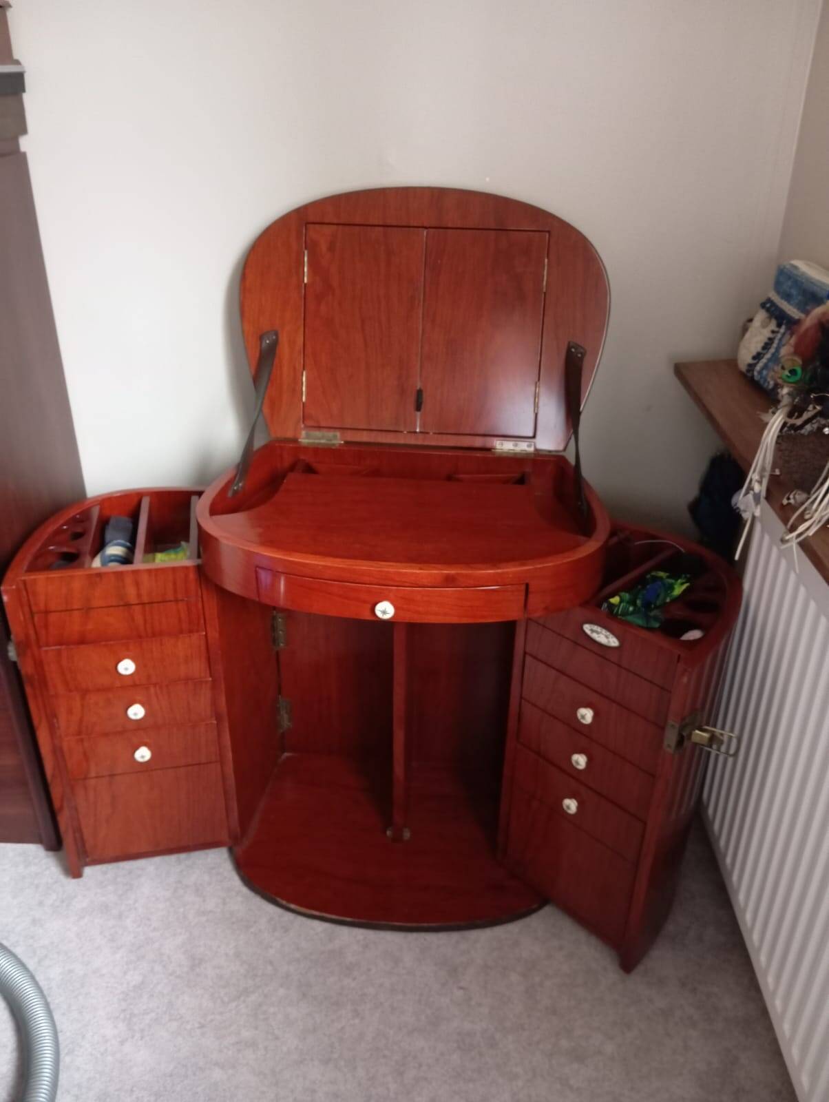 Starbay Marie Galante travel dressing table + Bermudes chair starbay