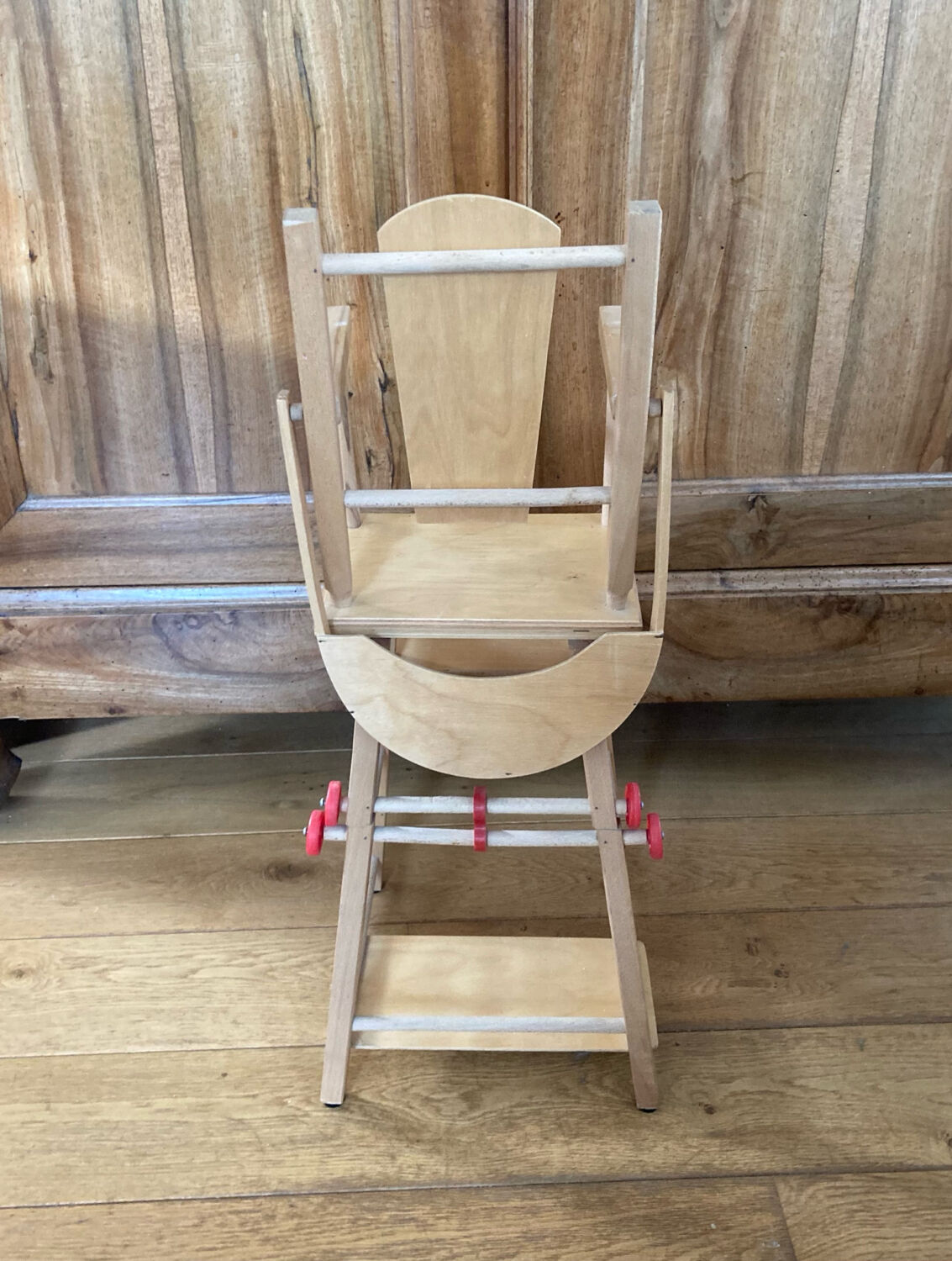 Doll high chair from the 20th century, convertible into a walker (deliverable)