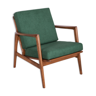 Fauteuil 300-139 par Swarzędzka Furniture Factory, années 1960