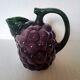 Jug in slipware Grape cluster