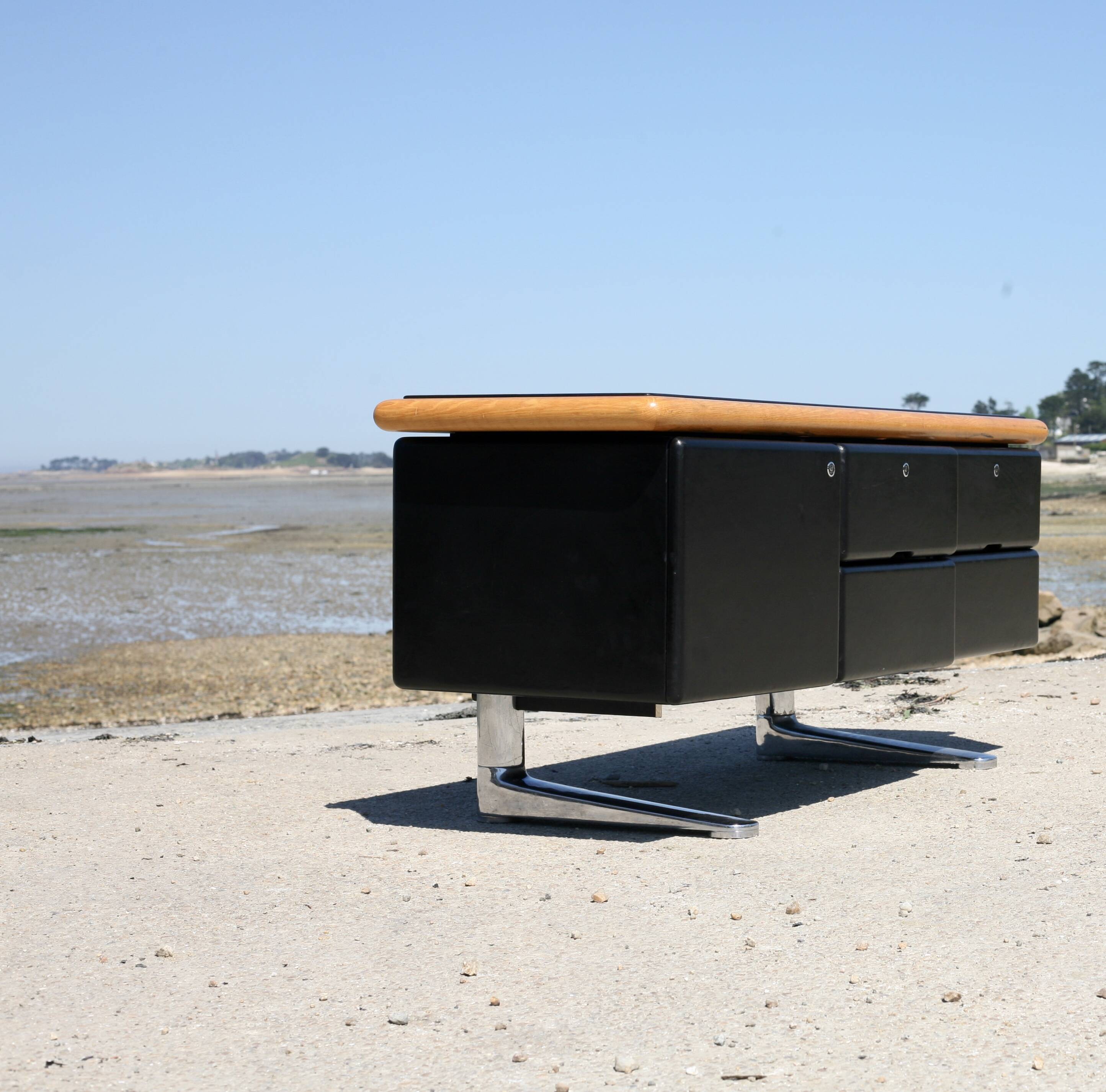 Bureau et enfilade de Warren Platner, Knoll, années 70.