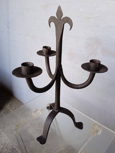 Brutalist wrought iron candle holder ep 1940/50