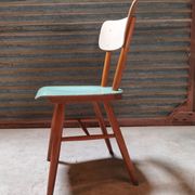 Paire de chaises en bois ton  république tchèque 1960