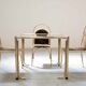 Table peinte en or et 4 chaises en tissu d'origine
