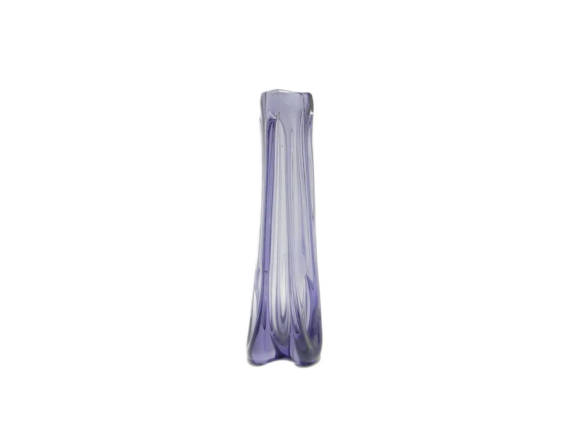 Glut vase, mid-century modern, violet glass, by J. S. Drost, Ząbkowice, Poland, 1970s.