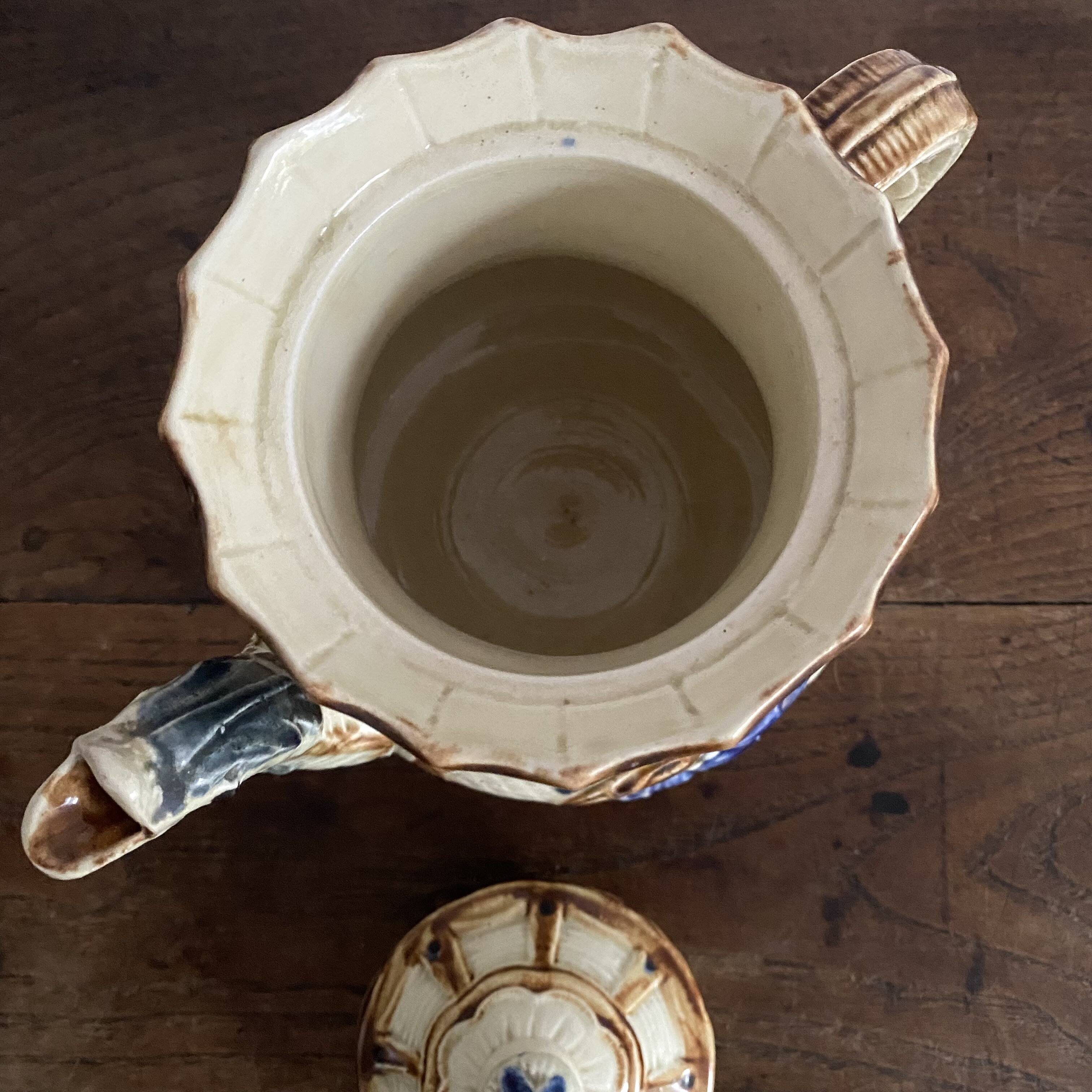 Wasmuel Belgium slip teapot