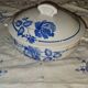 Soup tureen and dish set