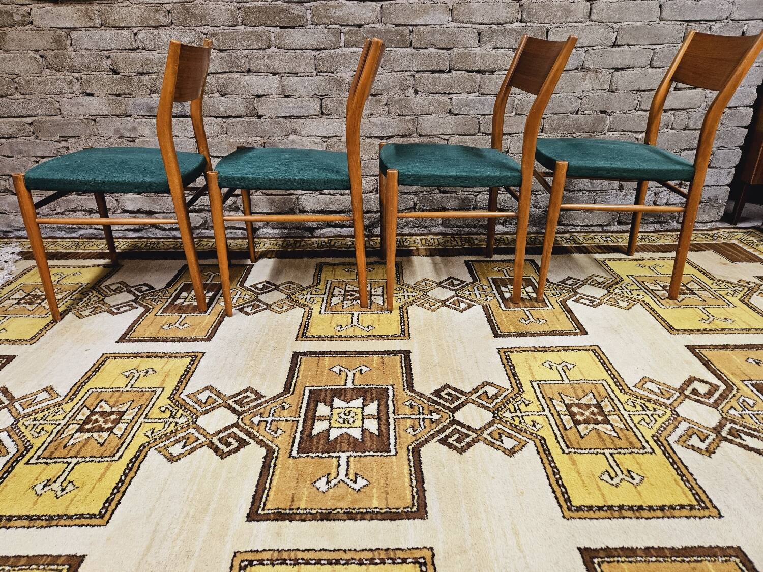 Set of 4 Scandinavian teak chairs by LÜBKE 1960