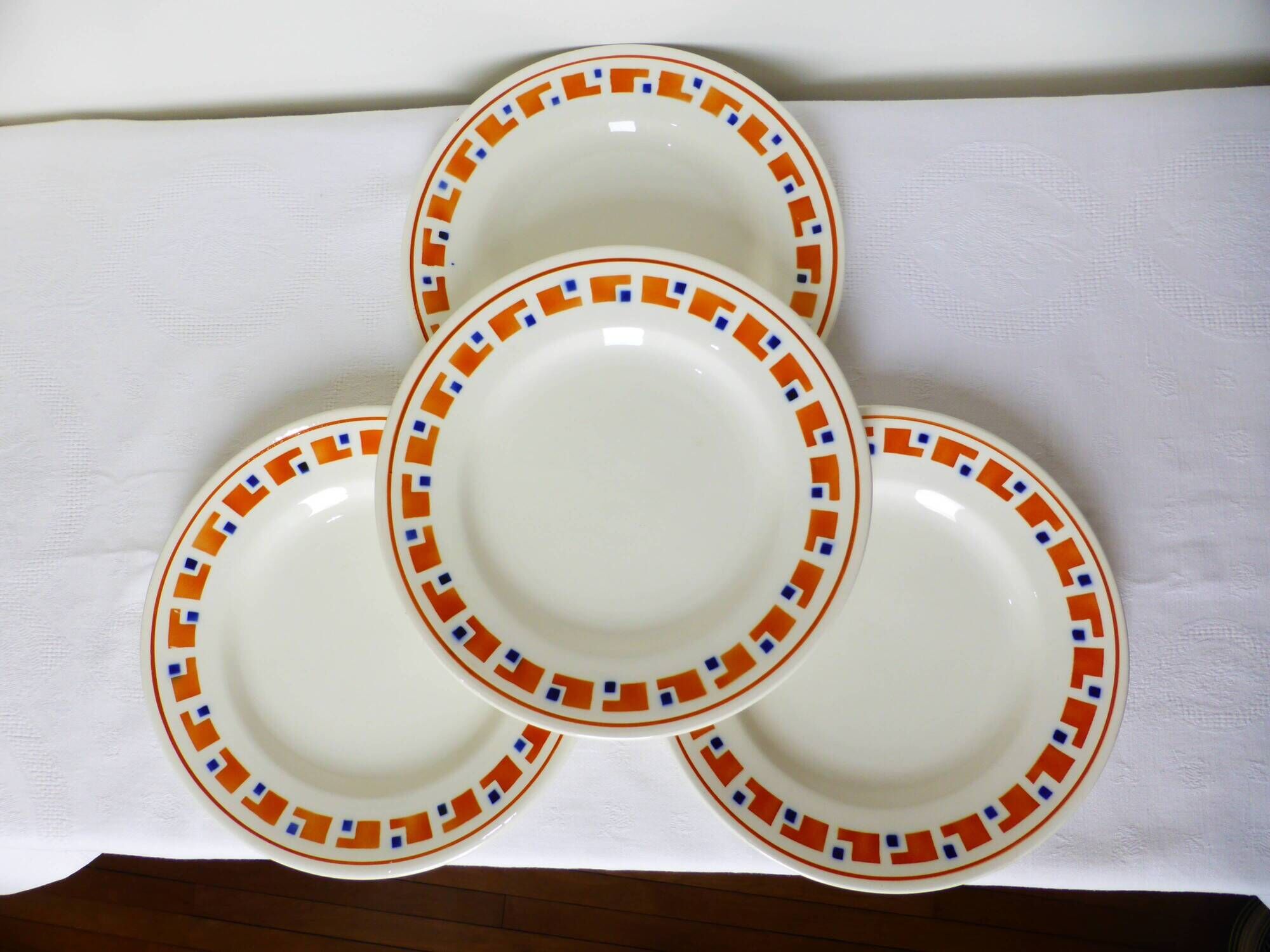 4 flat plates in iron earth from Les Salins model Lucette