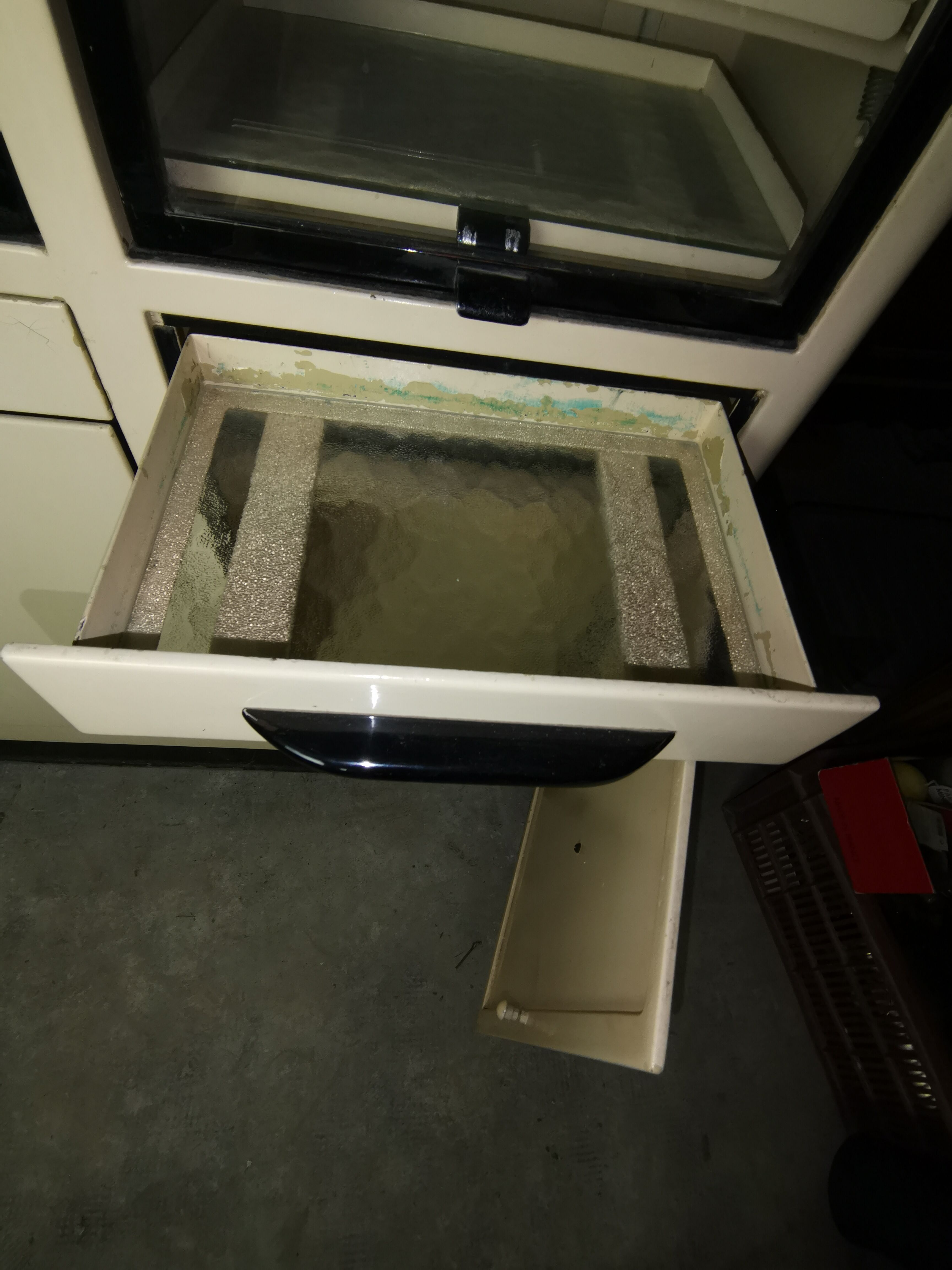 Dentist furniture in metal and black opaline top 1950