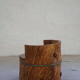 Primitive stump seat in pine, hand-carved, modern Swedish, Wabi Sabi, 1900s.