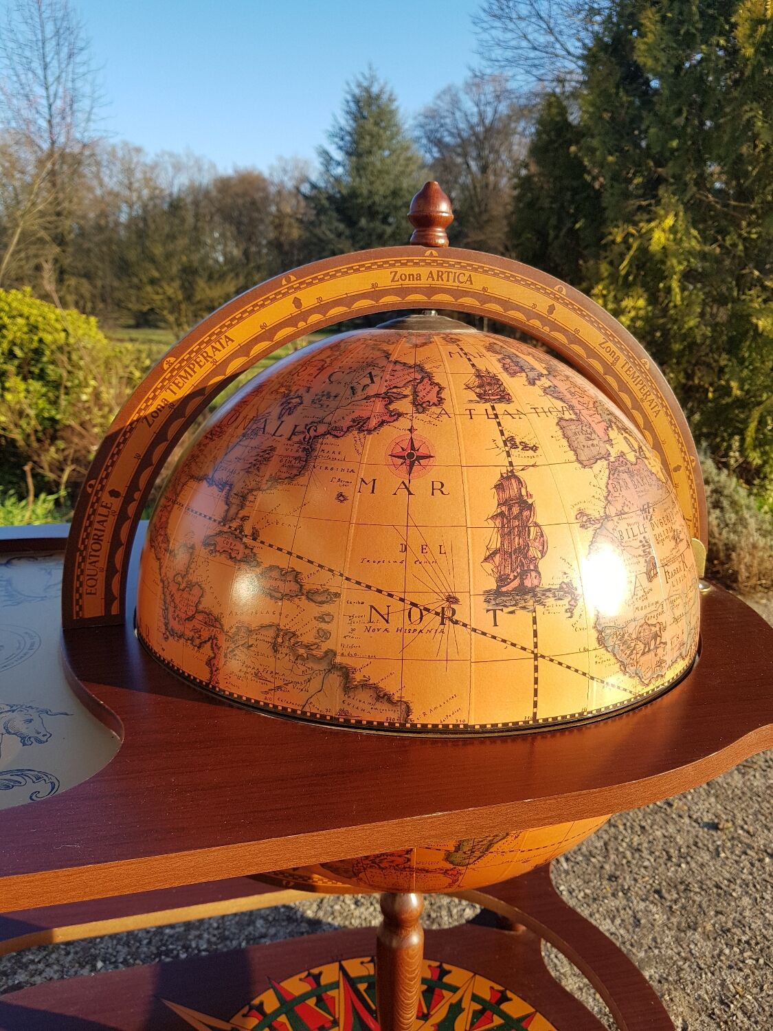 Coffee table bar world map