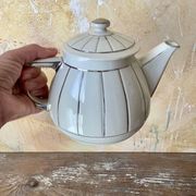 White teapot