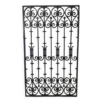 Old cast iron grill