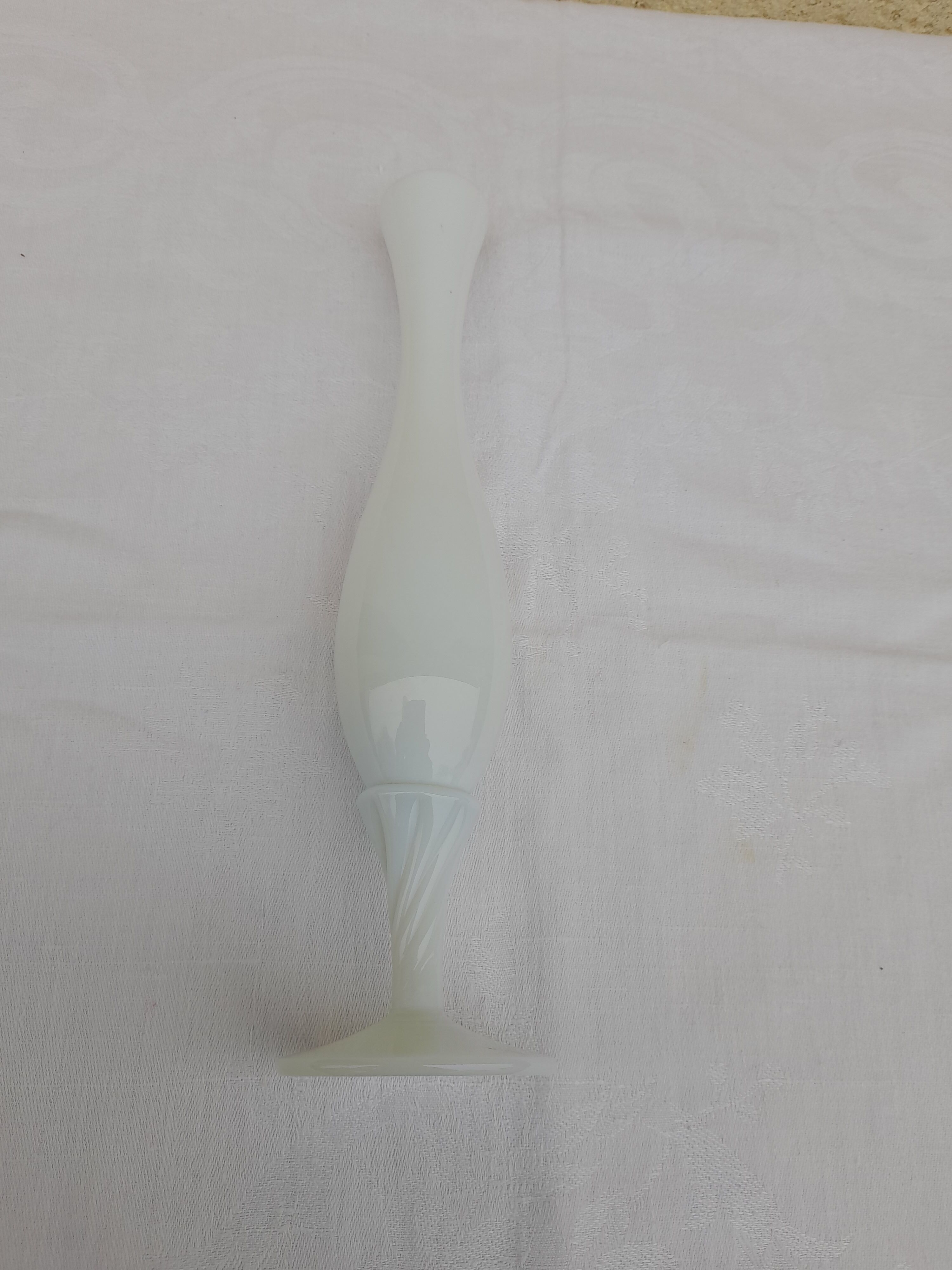 White soliflore vase in opaline H 27 cm