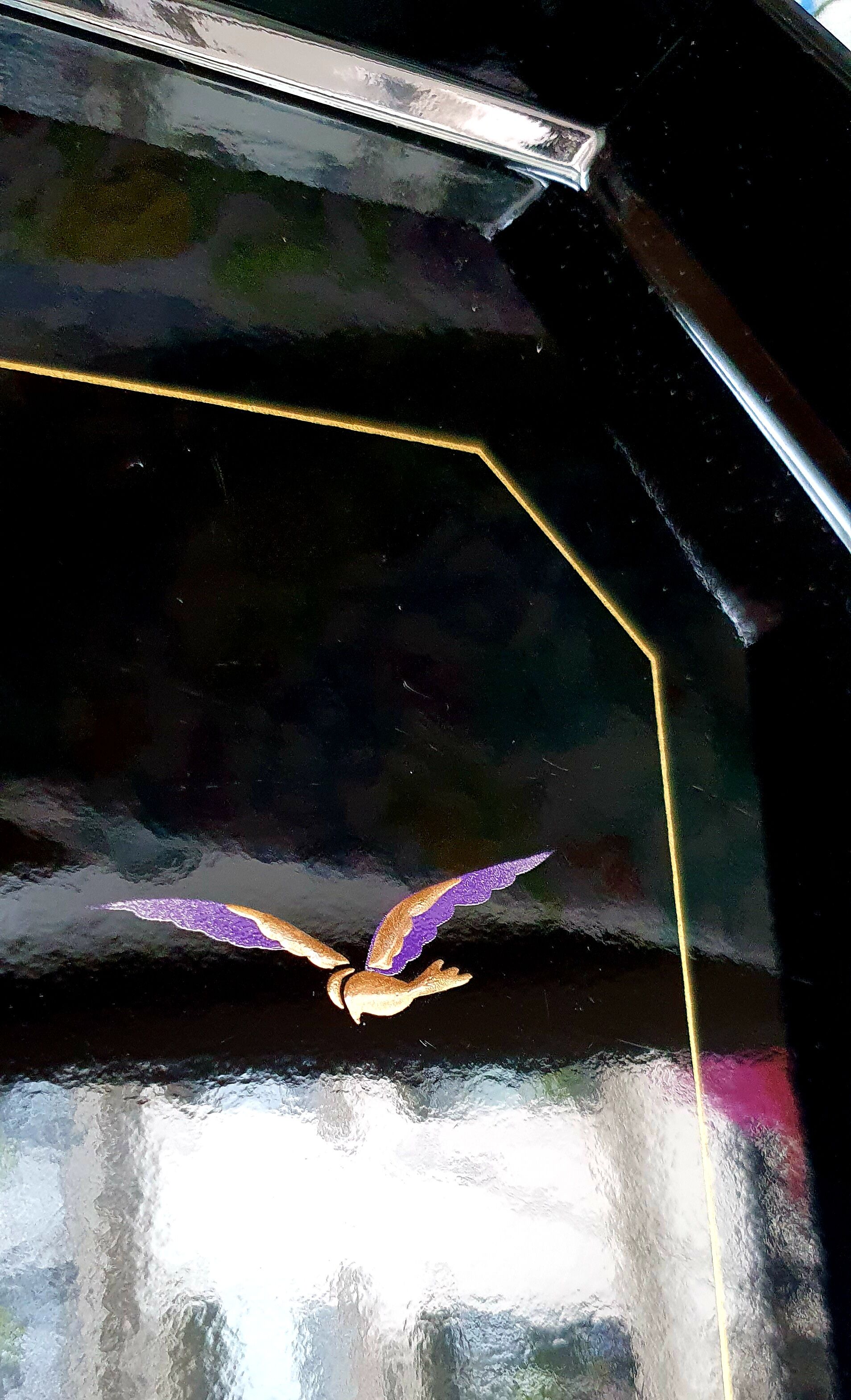 Plateau en laque japonaise décor oiseaux violets et or