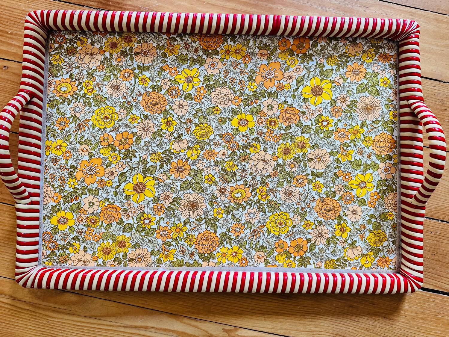 Vintage scoubidou tray
