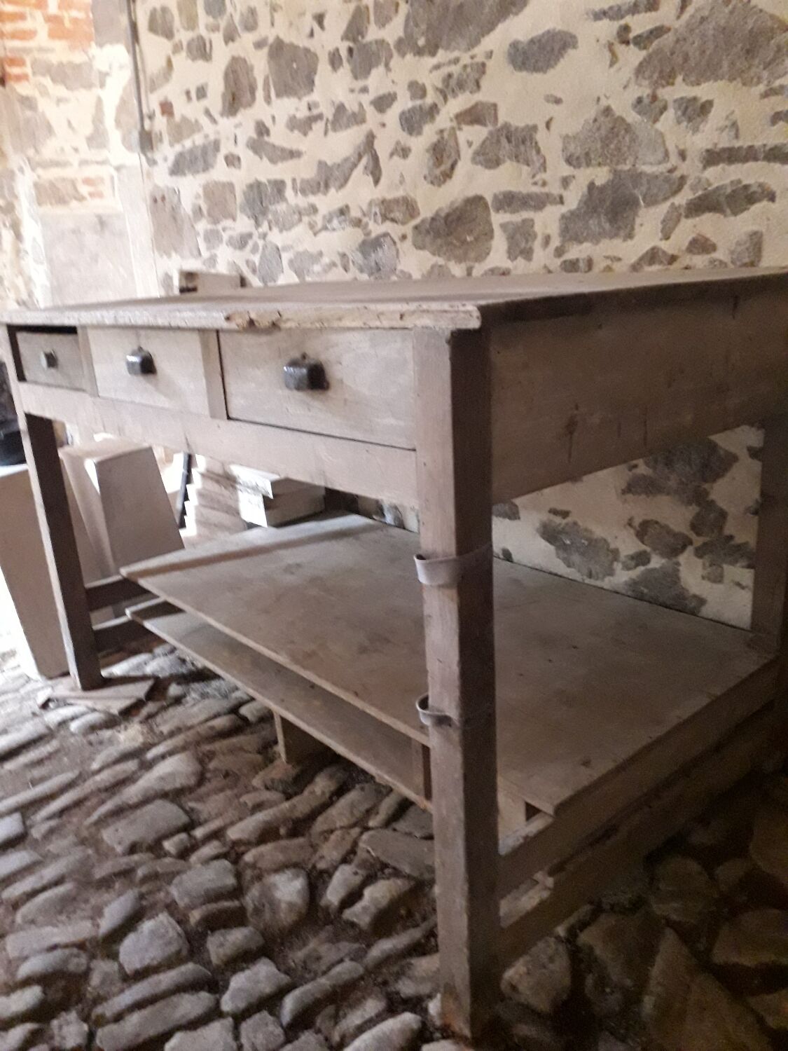 Old established island table