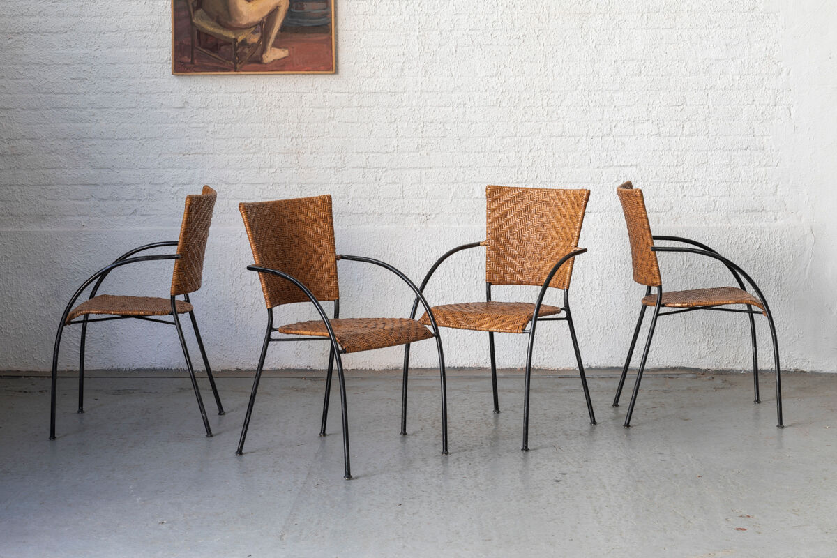 Set of 4 stackable dining chairs in steel and rattan, 1970s