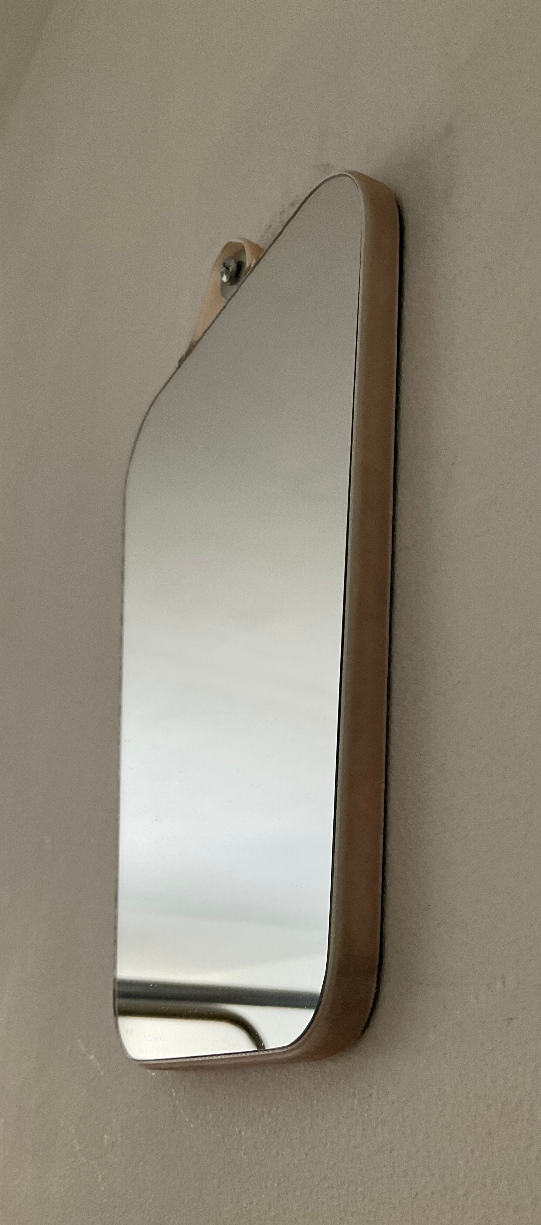 Asymmetrical free-form miniaturę mirror from the 60s-70s