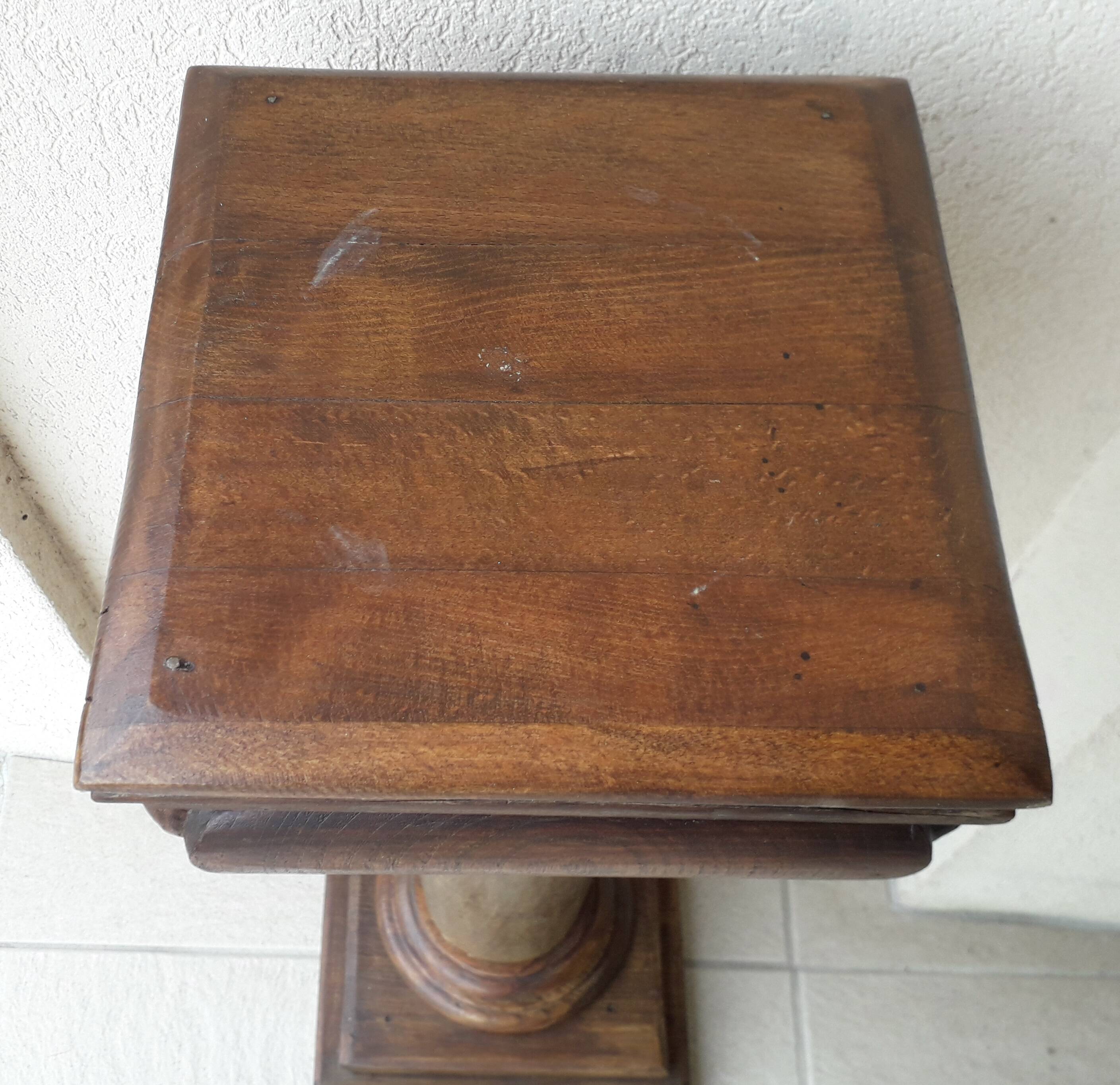 Wooden column