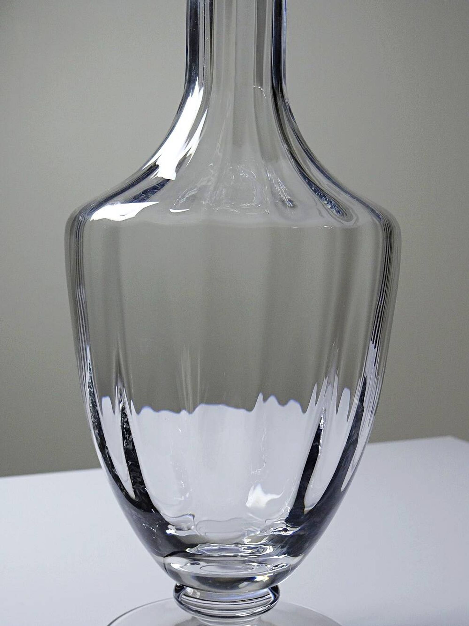 Large crystal decanter from Sèvres, vintage 1970s-1980s.