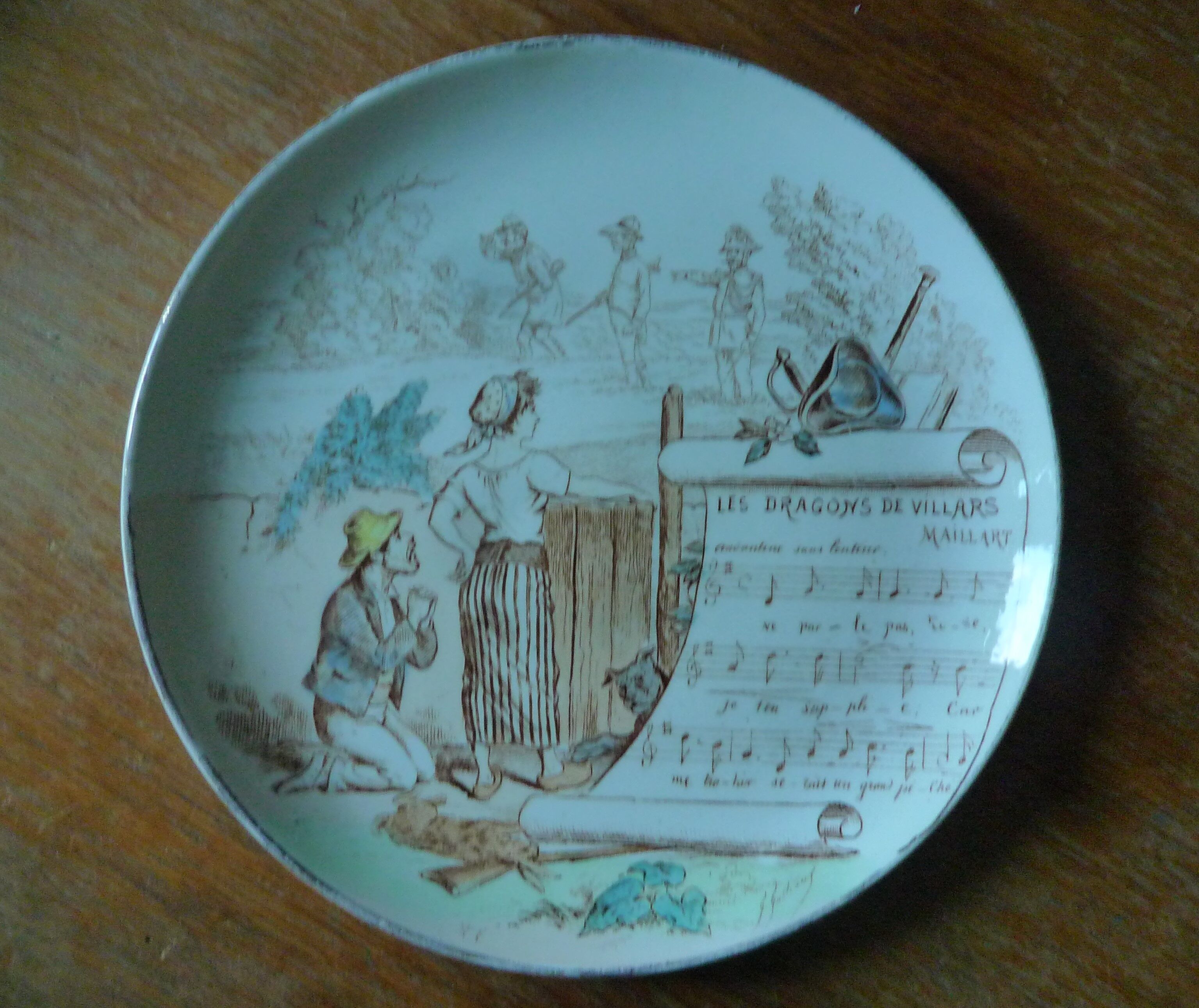 Pair of old plates Terre de Fer / Creil and Montereau, musical subjects