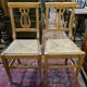 Lyre-shaped mulched chairs