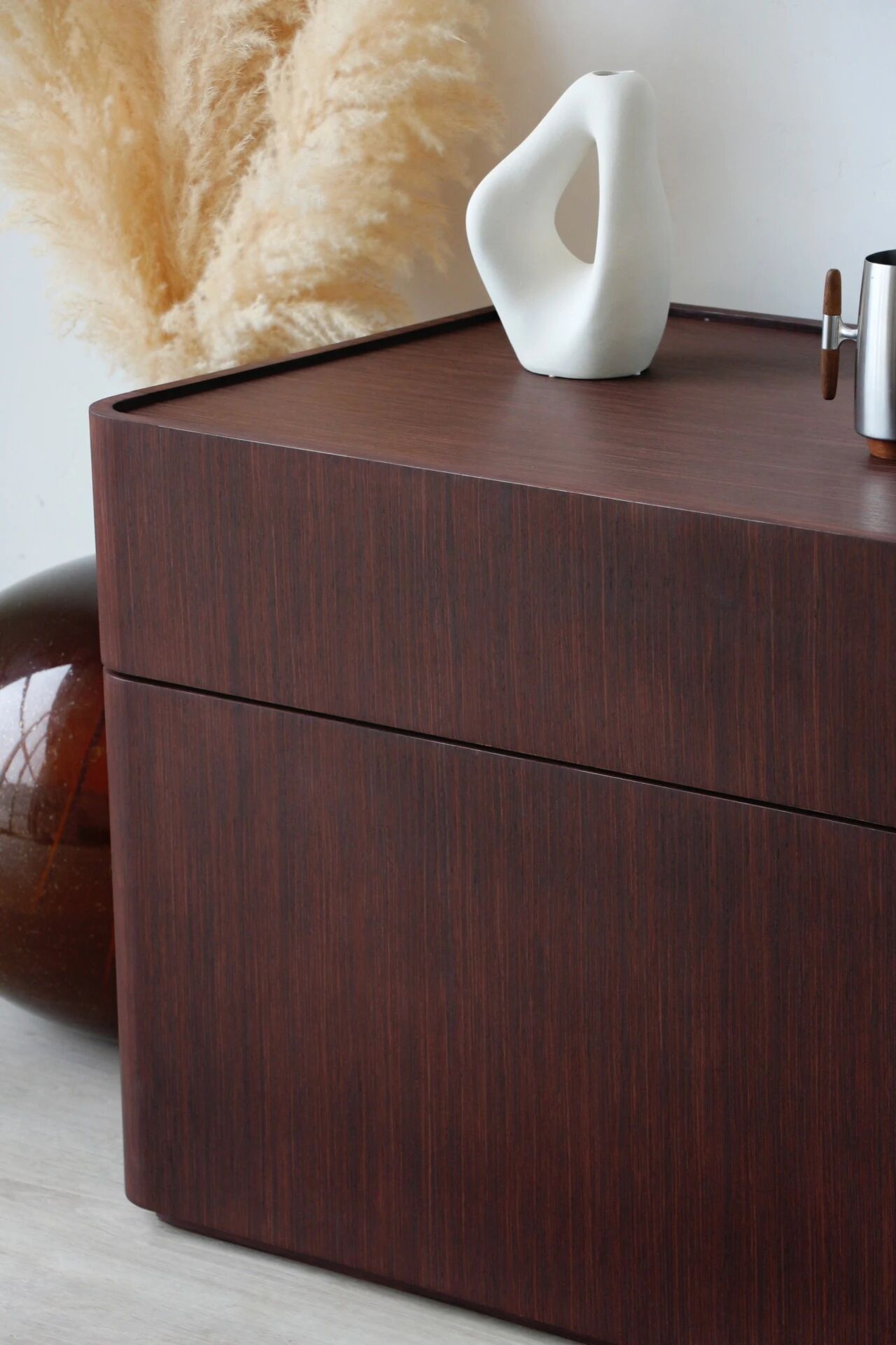 Commode italienne vintage en wengé – design 1970/80