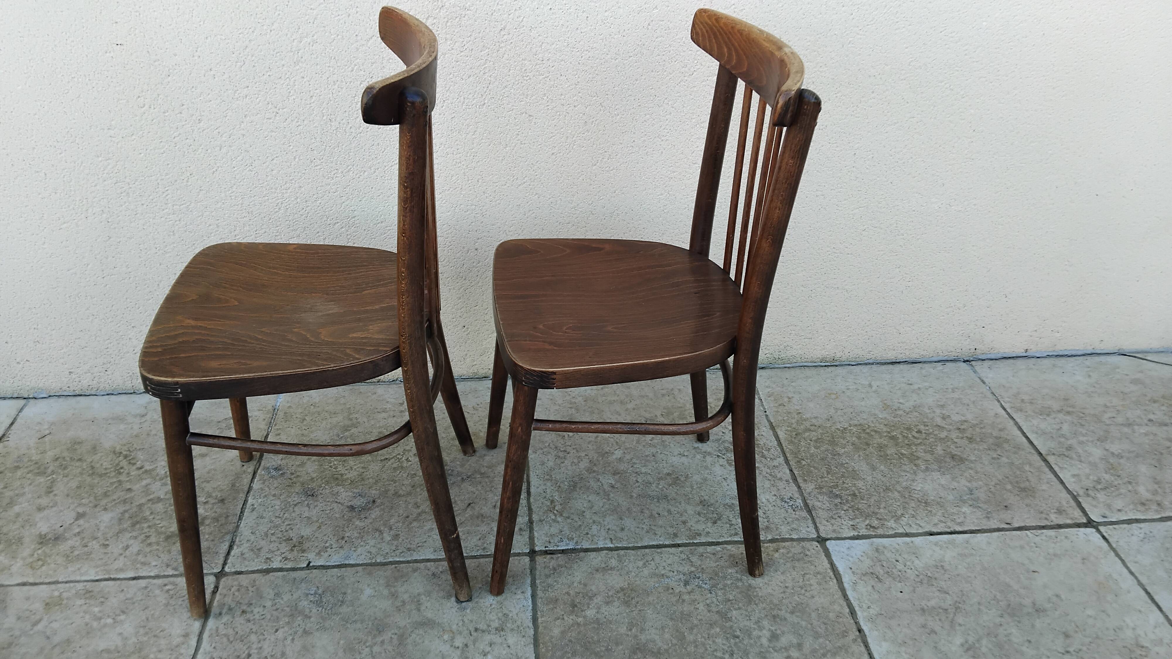 Paire chaise de bistrot thonet estampille tchecoslovaquie vintage