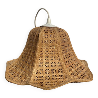 Suspension in canework and woven wicker