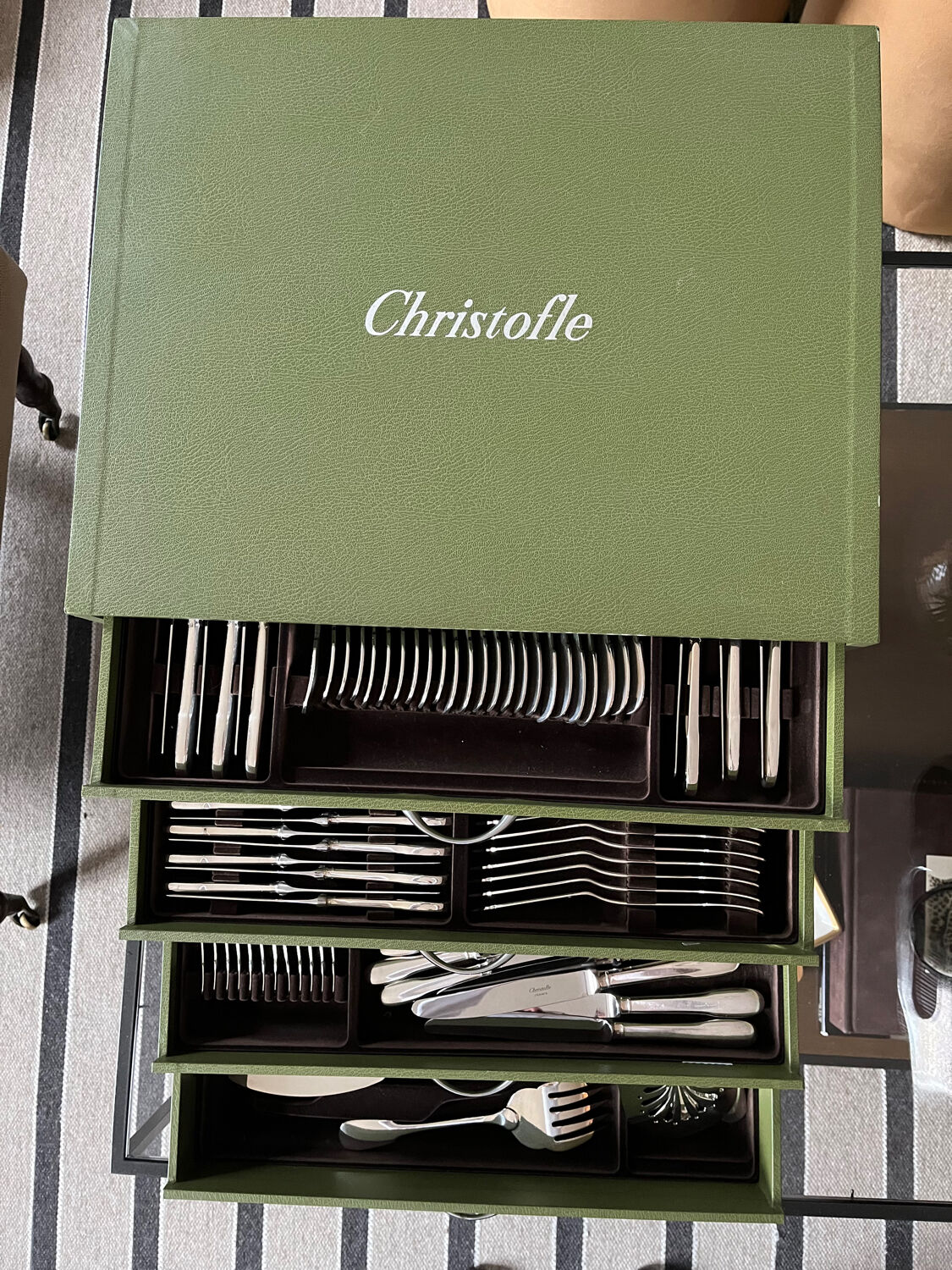 Christofle cutlery set of 179 pieces with its case.
