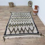Handmade wool Berber rug 187x117cm