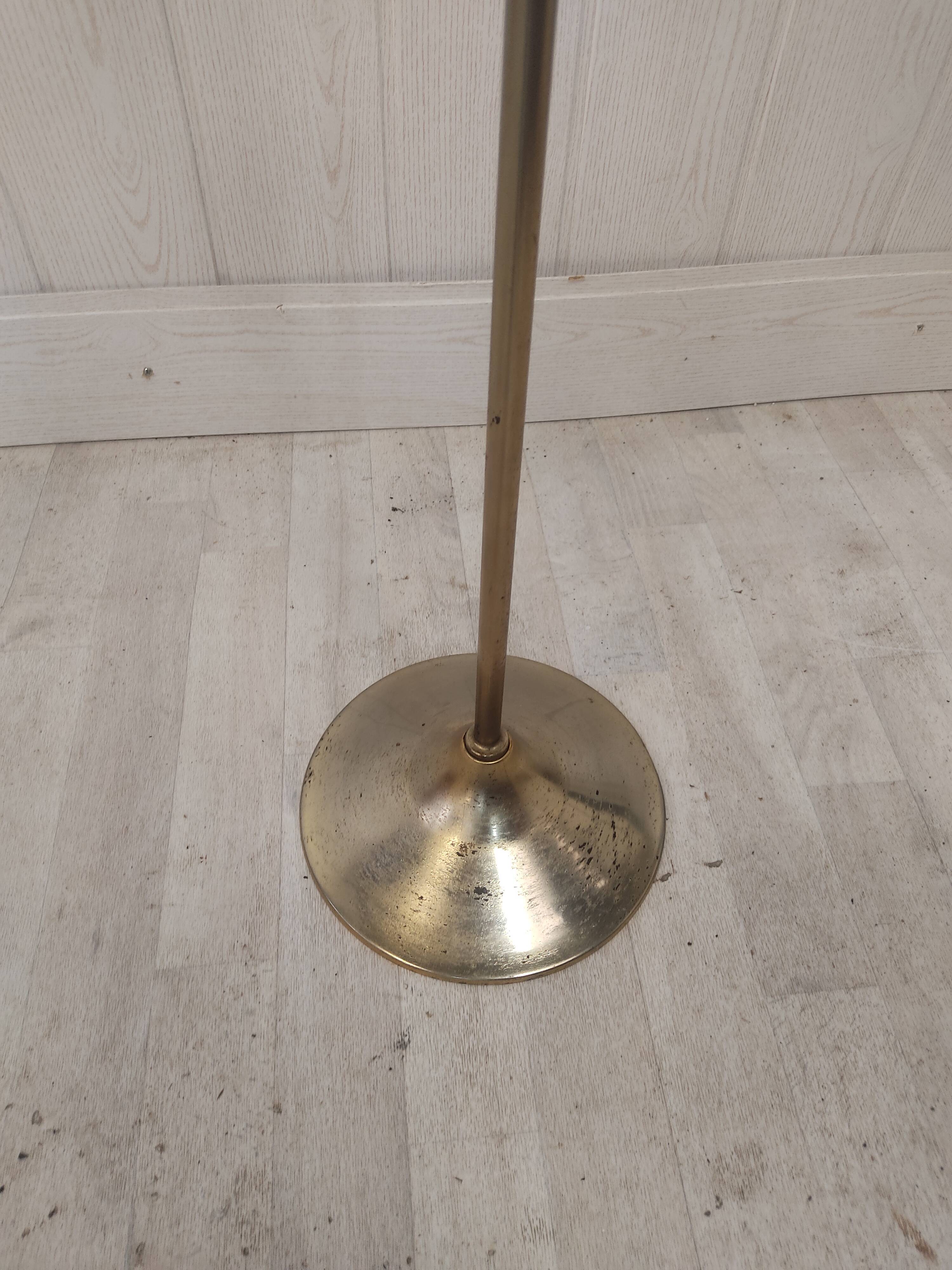 Brass and wood chamber valet