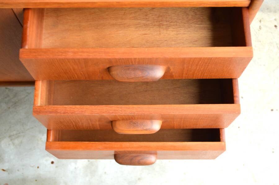 Tall sideboard by G-Plan * 124 cm