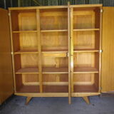 Vintage wardrobe (year 60) compass feet