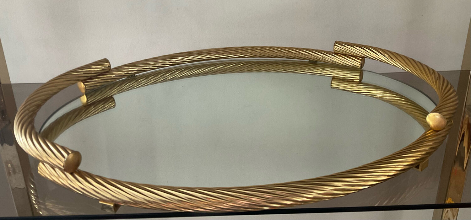 Vintage brass top from the 60s-70s