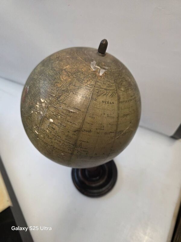 Globe terrestre napoléon iii , g . thomas
