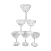Ensemble de six coupes en cristal