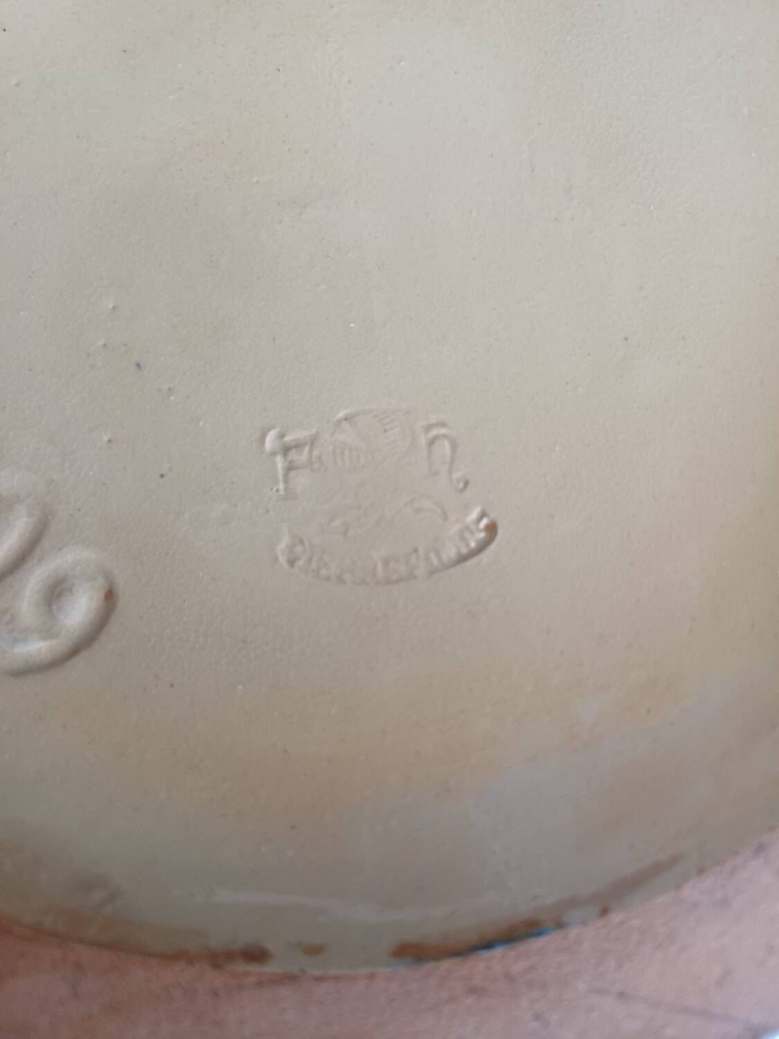 Blue flamed stoneware vase, Pierrefonds, 1915-1925