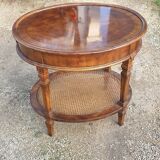 Middle table