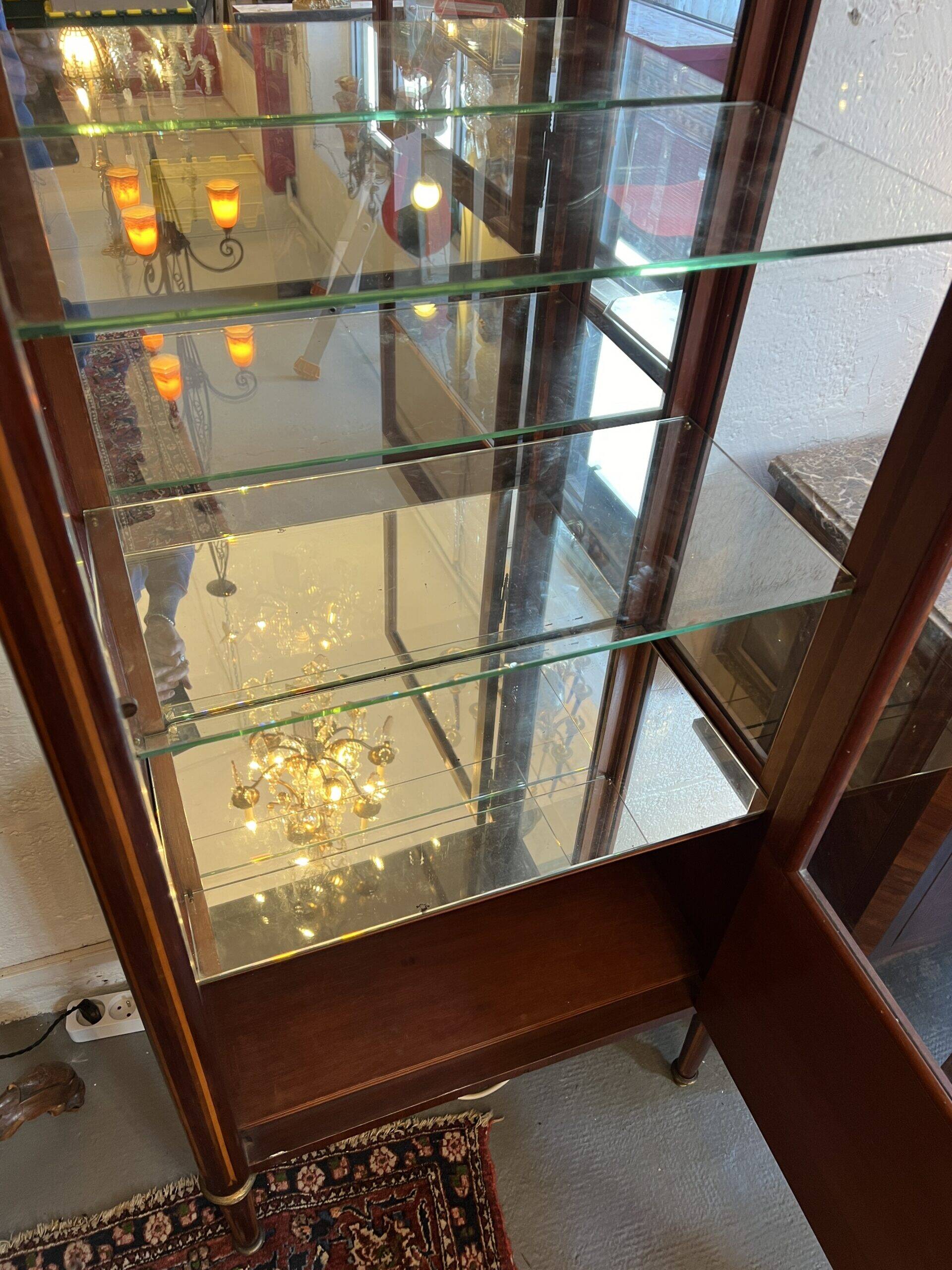 Louis XVI style display case in veneer marquetry, late 19th century