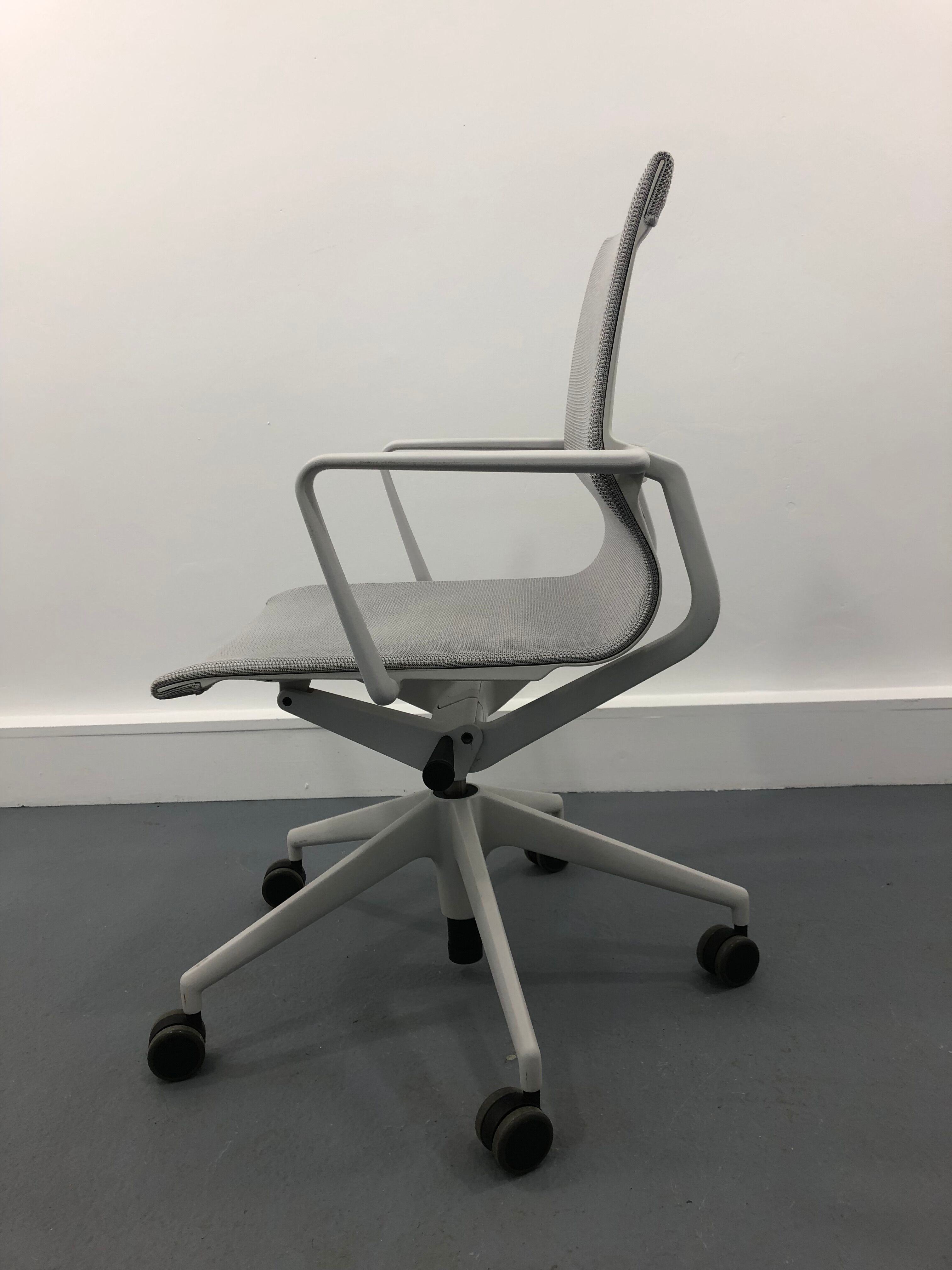 Vitra Physix Office Chair